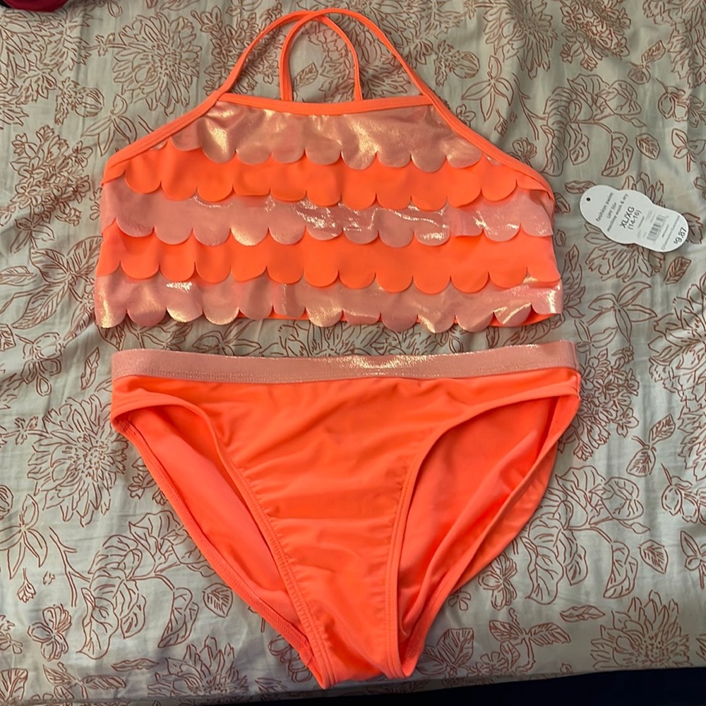 Girls 2 piece bathing suit